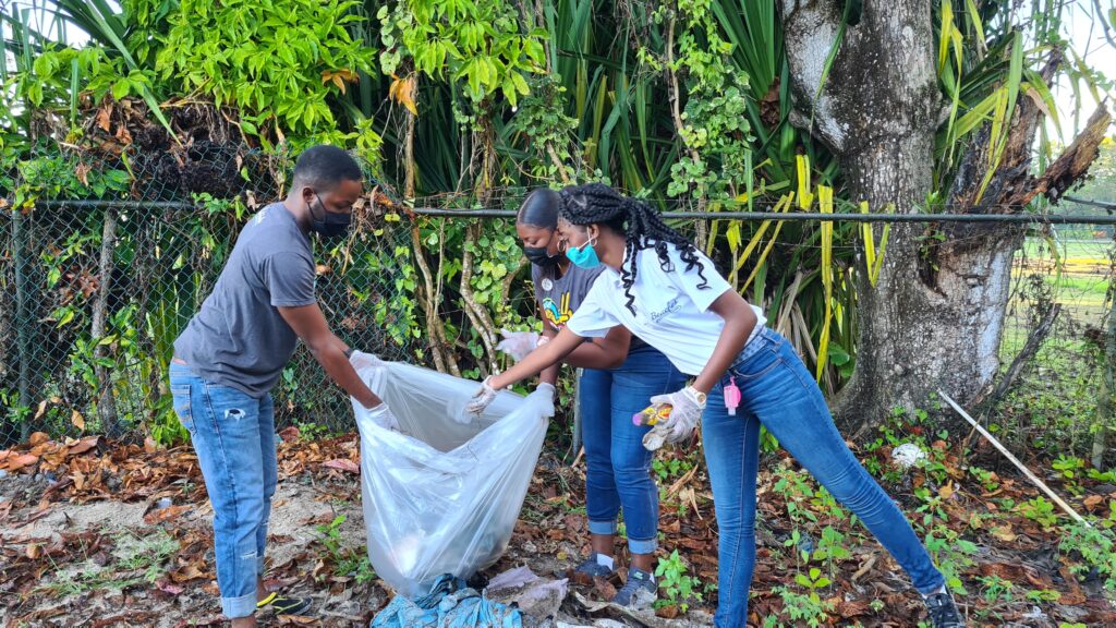 (From left) Sandals and Beaches Negril team members Abdy Frame, Crystal Tennant and Malkia Weise were super focused on getting this section of the beach spotless.