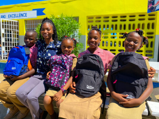 : (from left) Jamaica Cultural Development Commission (JCDC) participants Rickie Matteson, Nickalia Harvey, Kellesha Kemp, Keyona Green and their coach Natalia Peynado from the Mount Airy Primary school, posed proudly with bags packed with school supplies from Sandals and Beaches Negril, as a reward for their hard work.